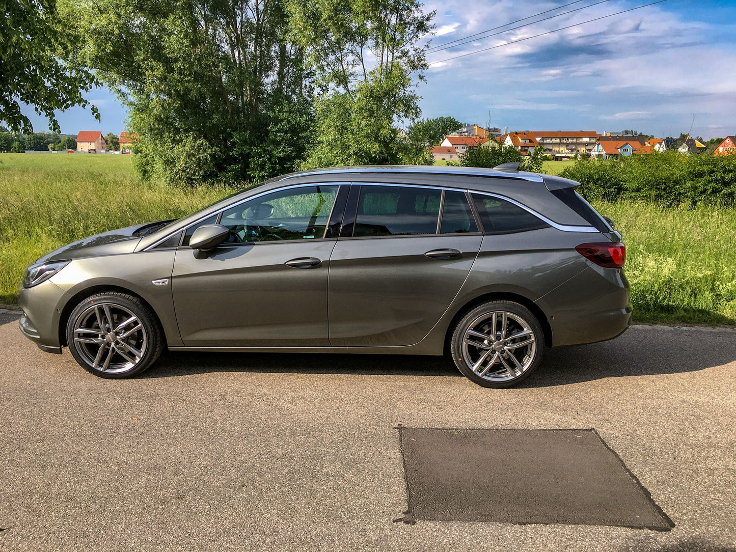 Alutec Ikenu metal-grey Alufelge 7.5x17 Zoll ET38 LK 5x105 ML56.6 – Bild 5
