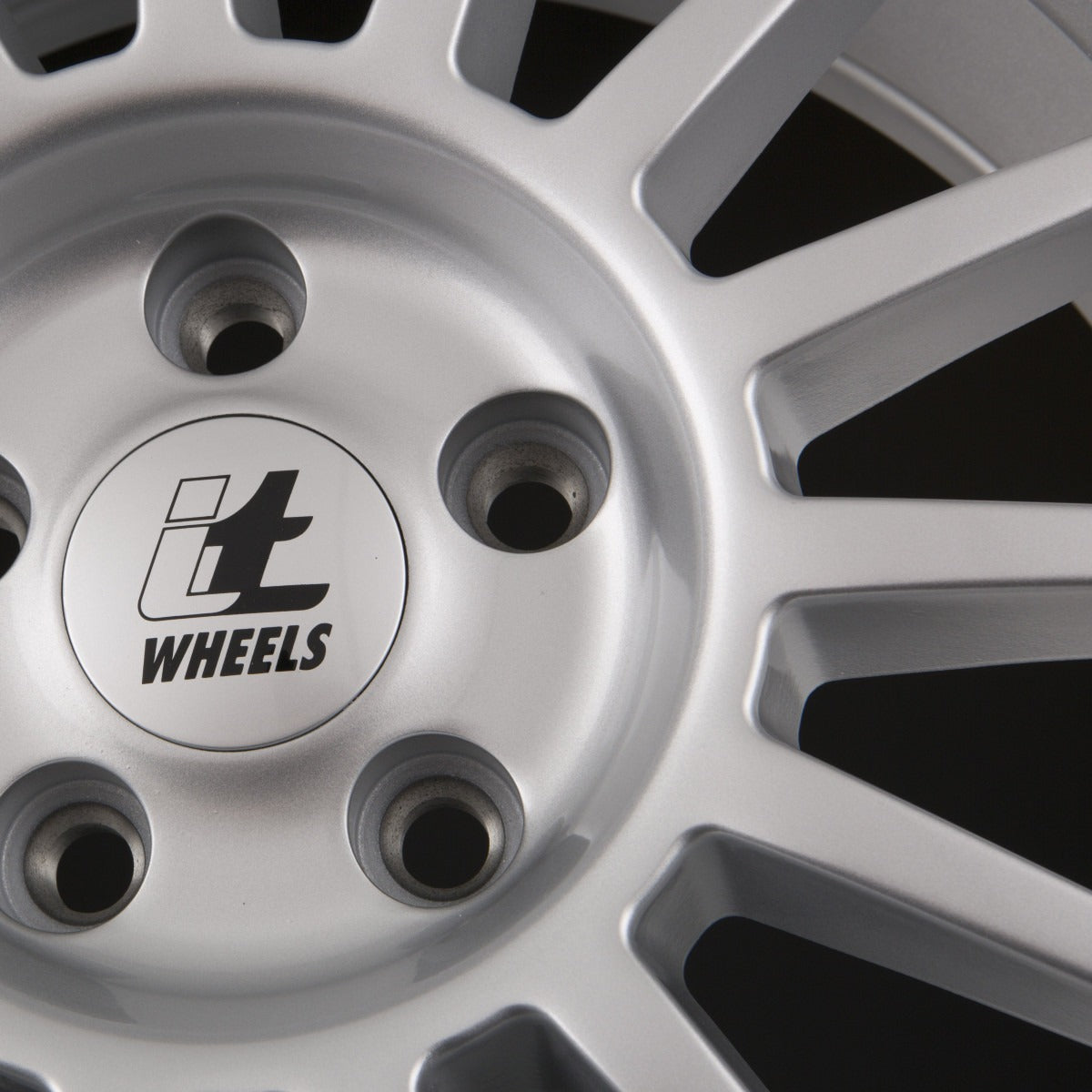 itWheels Sofia Silver Alufelge 7.5x17 Zoll ET35 LK 5x112 ML74.1 – Bild 5