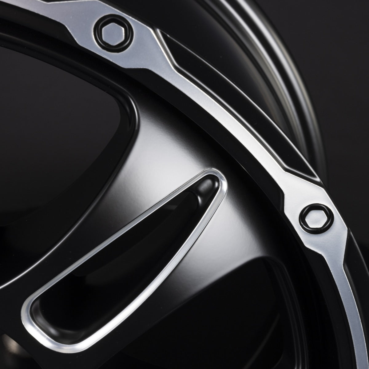 Borbet CW8 Black Rim Window Polished Matt Alufelge 8x18 Zoll ET30 LK 6x139.7 ML100.1 – Bild 4