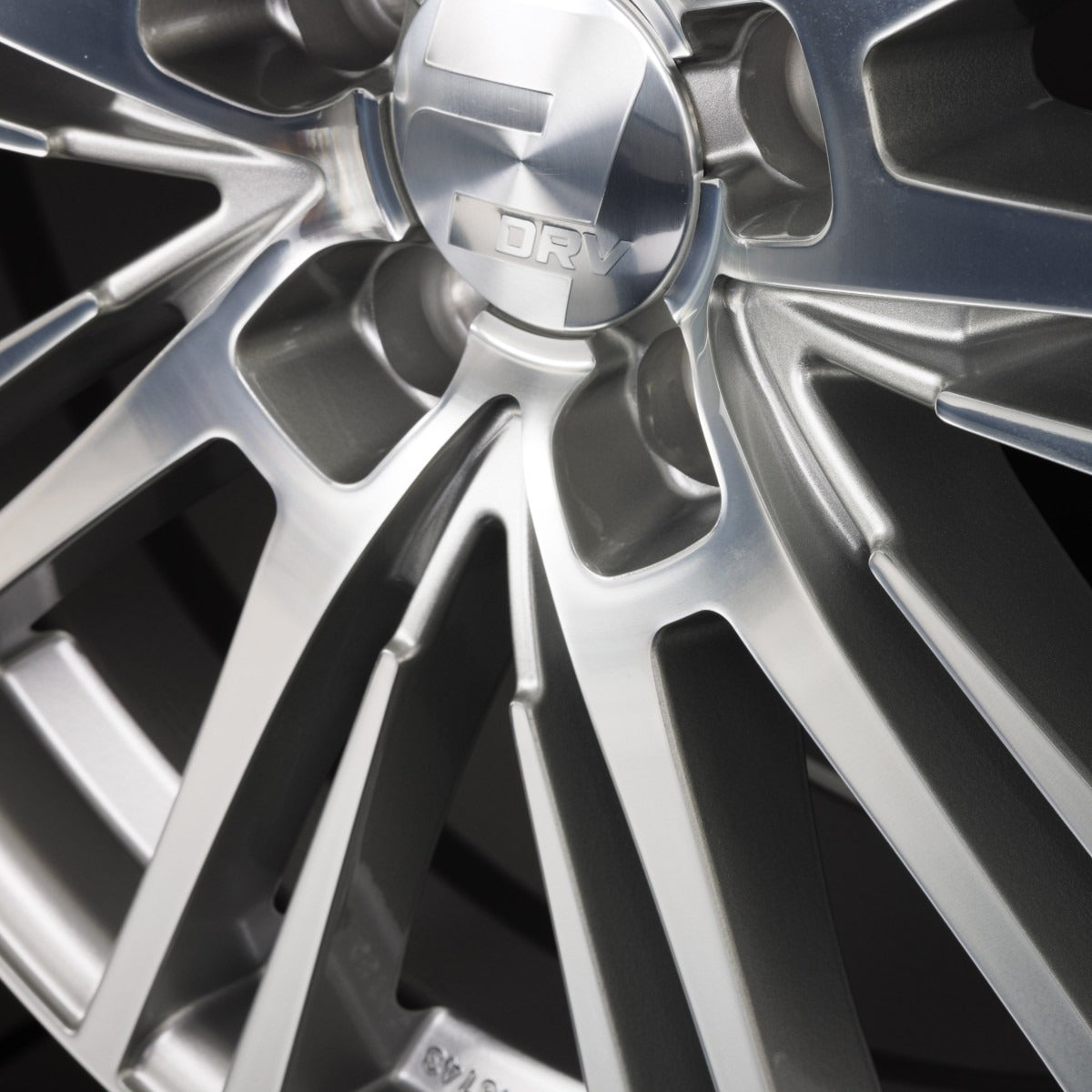 2DRV by WHEELWORLD WH18 Daytona Grau Hochglanzpoliert (DGP+) Alufelge 8x18 Zoll ET35 LK 5x112 ML66.6 – Bild 4