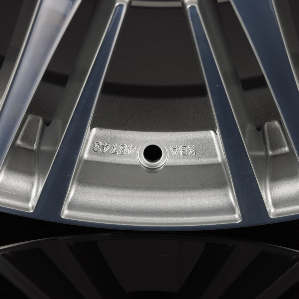 2DRV by WHEELWORLD WH18 Daytona Grau Hochglanzpoliert (DGP+) Alufelge 8.5x19 Zoll ET45 LK 5x112 ML66.6 – Bild 5