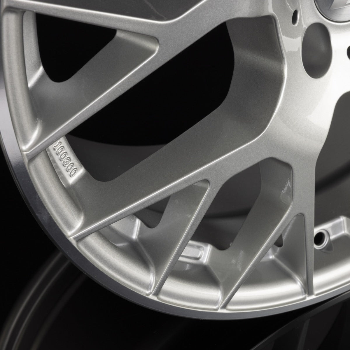 2DRV by WHEELWORLD WH47 Daytona Grau Lackiert Hornpoliert (DG+ML+) Alufelge 8x18 Zoll ET35 LK 5x112 ML66.6 – Bild 5