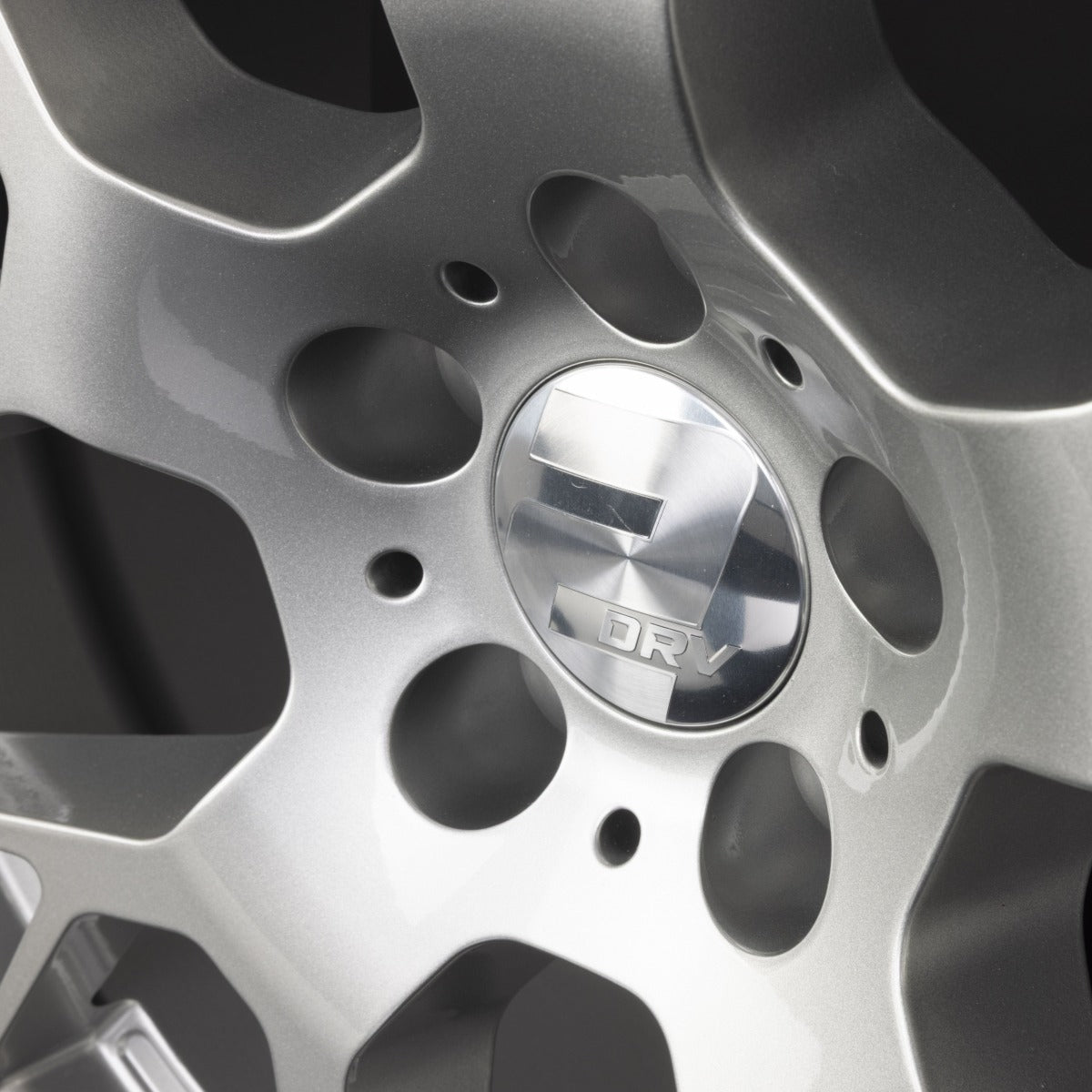 2DRV by WHEELWORLD WH47 Daytona Grau Lackiert Hornpoliert (DG+ML+) Alufelge 8x18 Zoll ET40 LK 5x112 ML66.6 – Bild 3