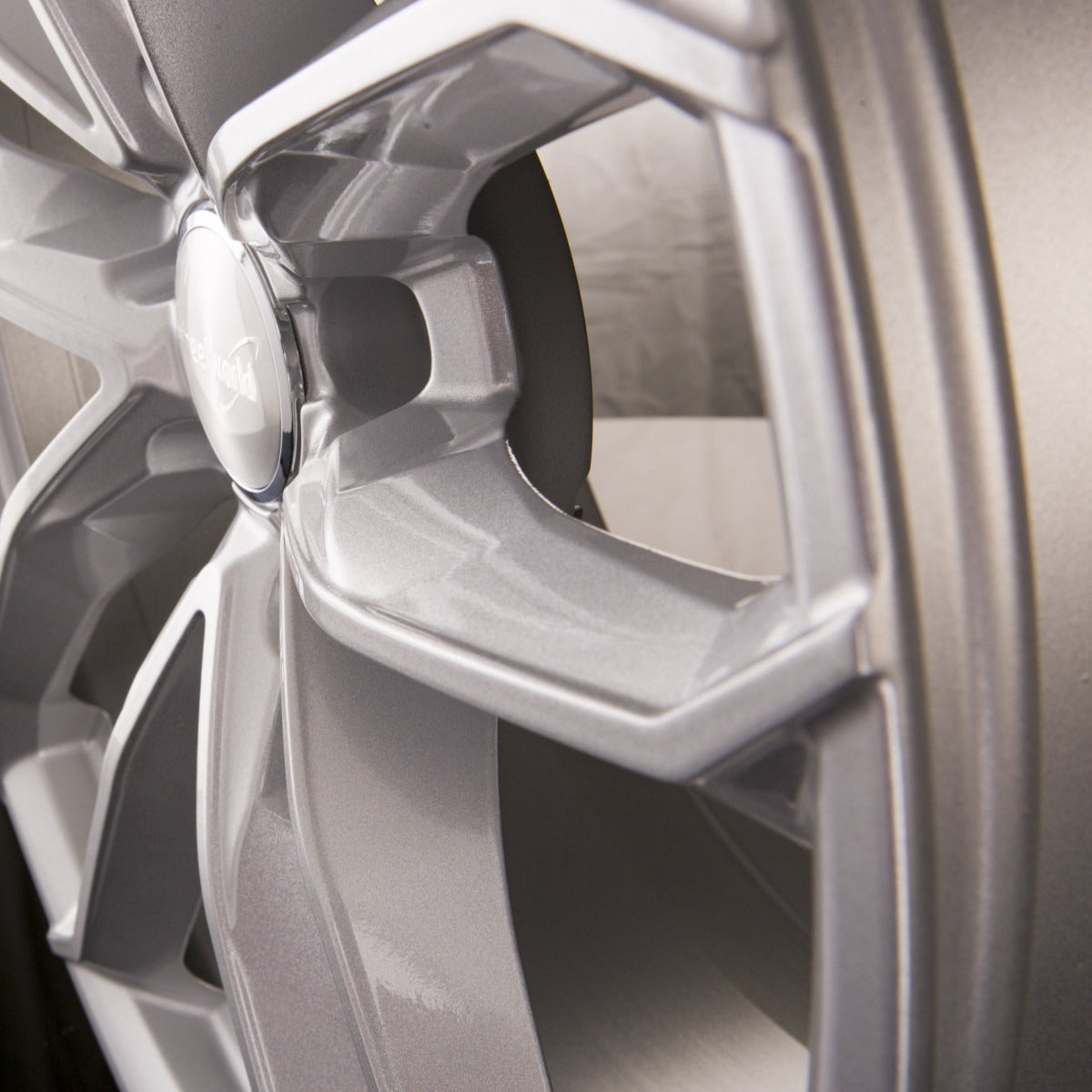 2DRV by WHEELWORLD WH33 Race Silber (RS) Alufelge 9x20 Zoll ET22 LK 5x112 ML66.6 – Bild 5