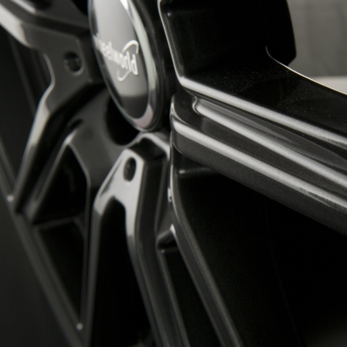 2DRV by WHEELWORLD WH30 Dark Gunmetal Glänzend (DGM+) Alufelge 7.5x17 Zoll ET40 LK 5x112 ML66.6 – Bild 5