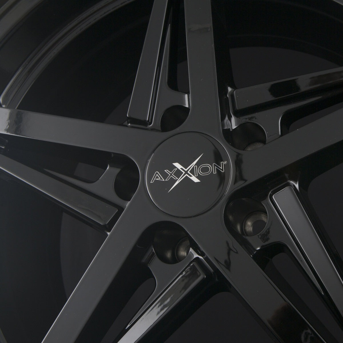 Axxion AX10 Schwarz Glänzend Lackiert (SW+) Alufelge 7.5x17 Zoll ET30 LK 5x112 ML66.6 – Bild 4