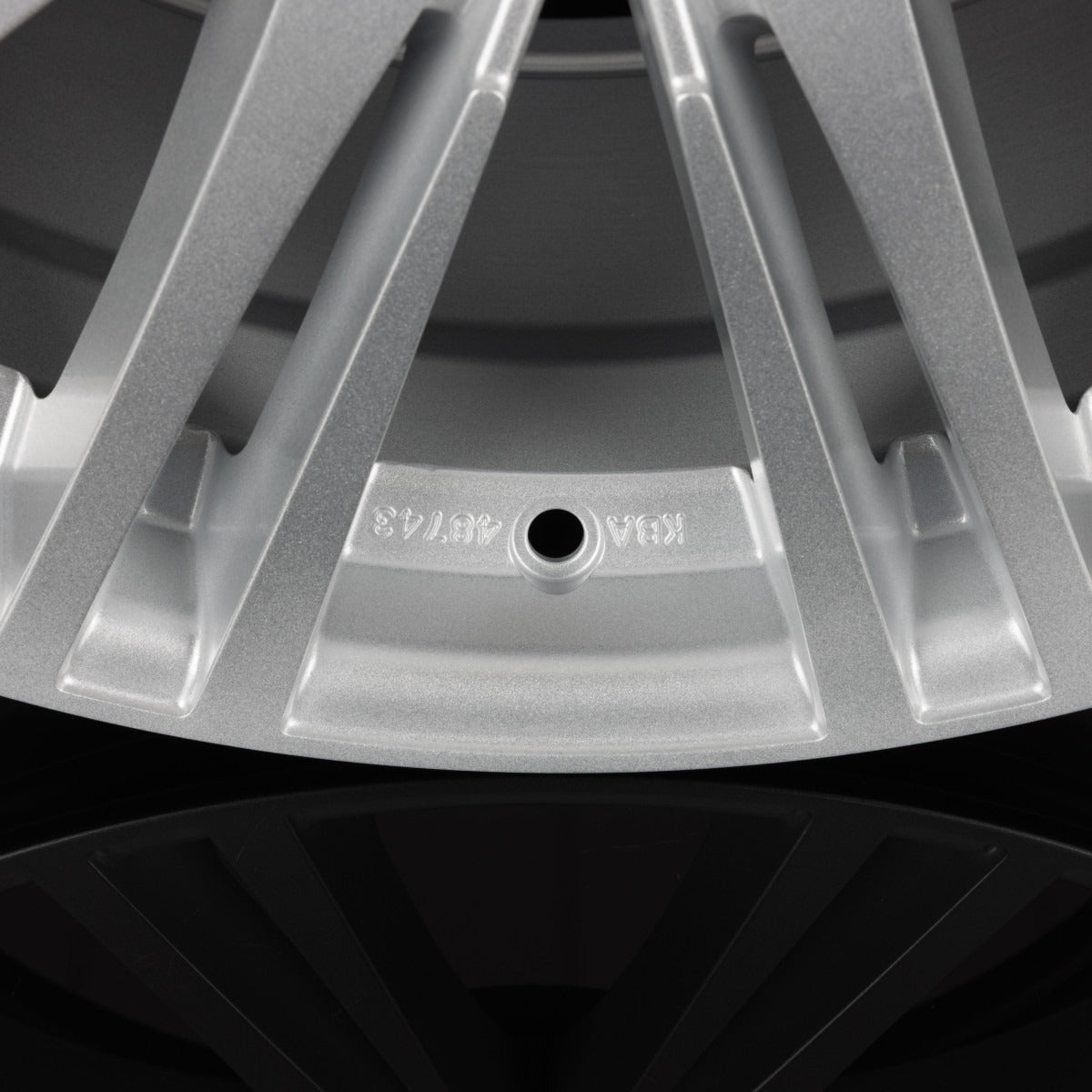 2DRV by WHEELWORLD WH18 Race Silber Lackiert (RS) Alufelge 7.5x17 Zoll ET45 LK 5x112 ML66.6 – Bild 5