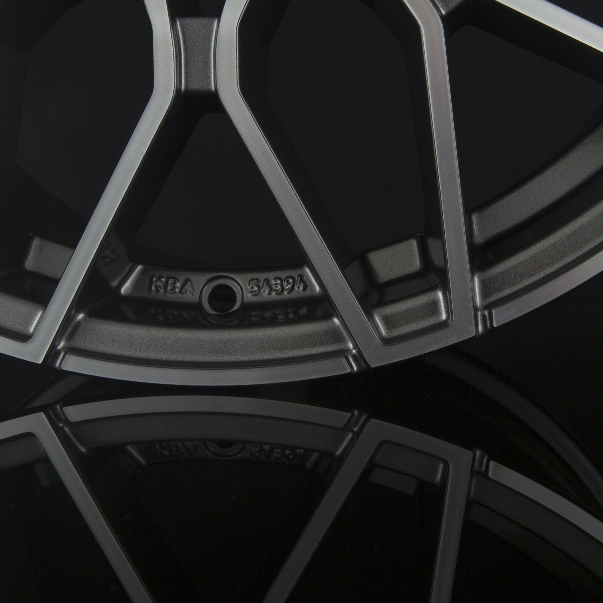SX-Wheels SX1 Glossy Gunmetal Machined (GGM) Alufelge 8.5x19 Zoll ET35 LK 5x120 ML72.6 – Bild 3