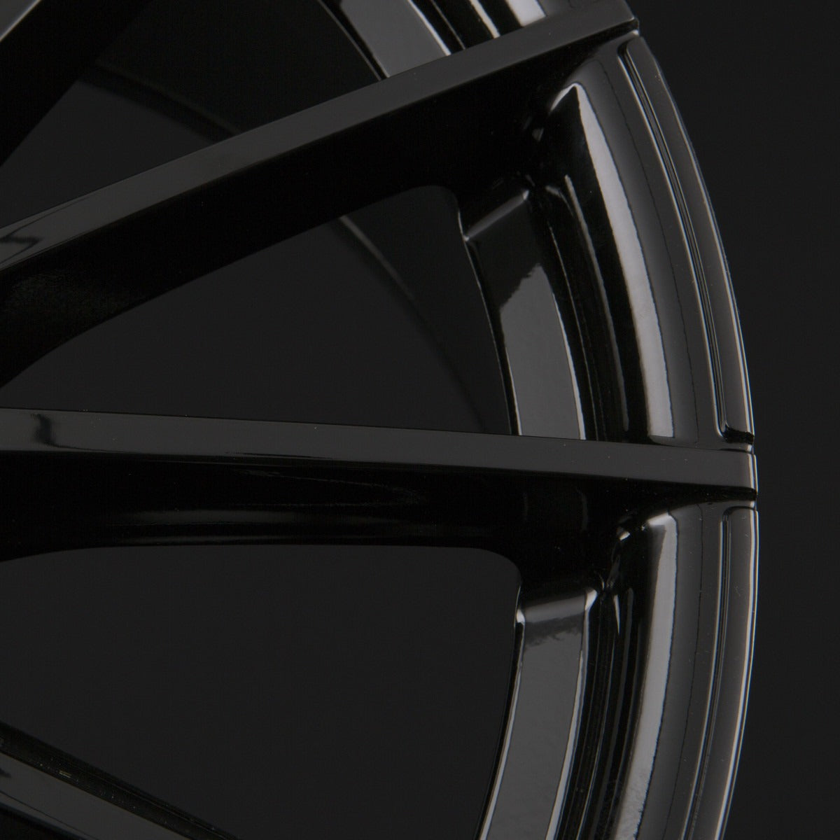 V1 Wheels V2 schwarz glänzend lackiert Alufelge 8x18 Zoll ET35 LK 5x112 ML66.6 – Bild 8