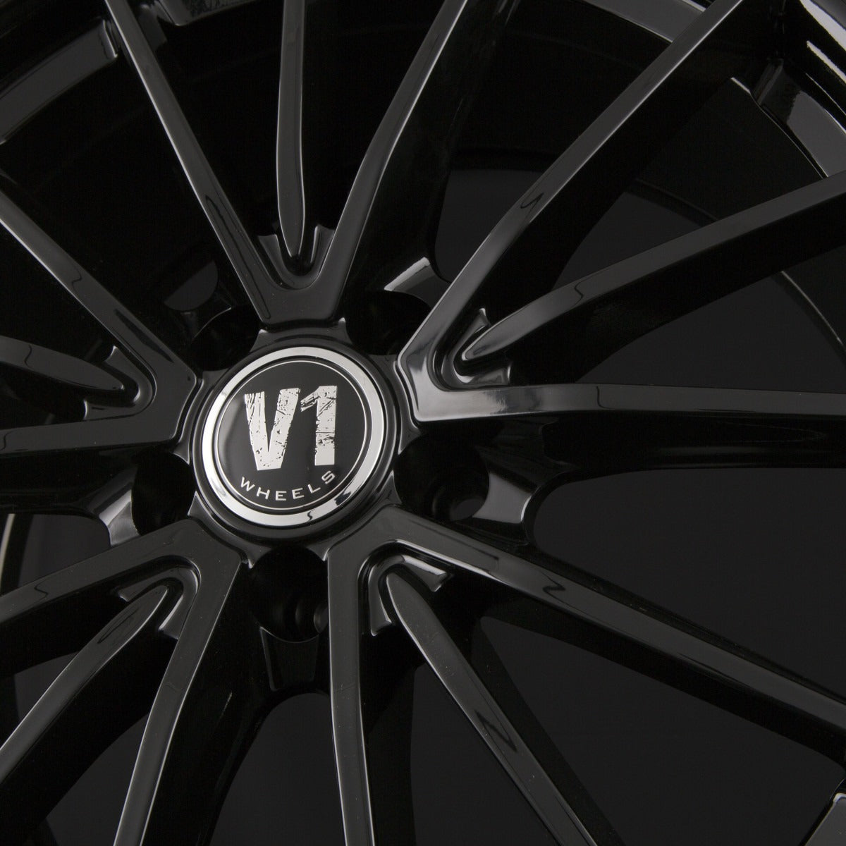 V1 Wheels V2 schwarz glänzend lackiert Alufelge 8x18 Zoll ET35 LK 5x120 ML72.6 – Bild 7