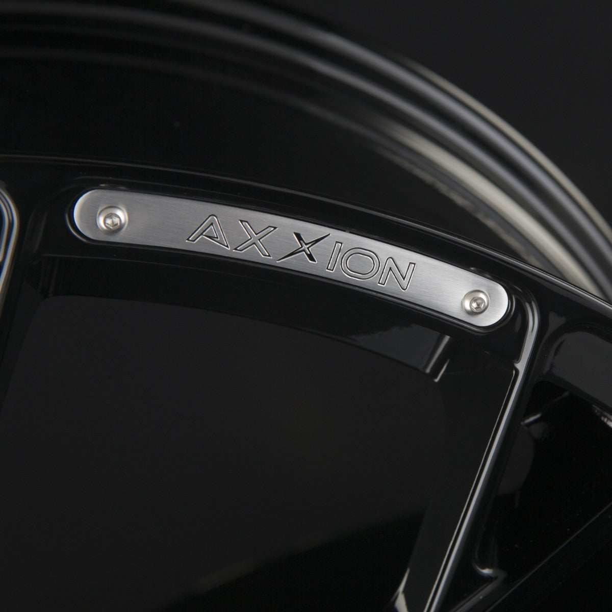 Axxion X1 schwarz glänzend lackiert Alufelge 8.5x19 Zoll ET35 LK 5x112 ML72.6 – Bild 5