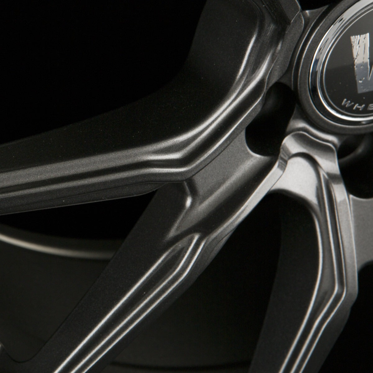 V1 Wheels V1 Daytona Grau Lackiert DG+ Alufelge 8x18 Zoll ET35 LK 5x120 ML72.6 – Bild 3