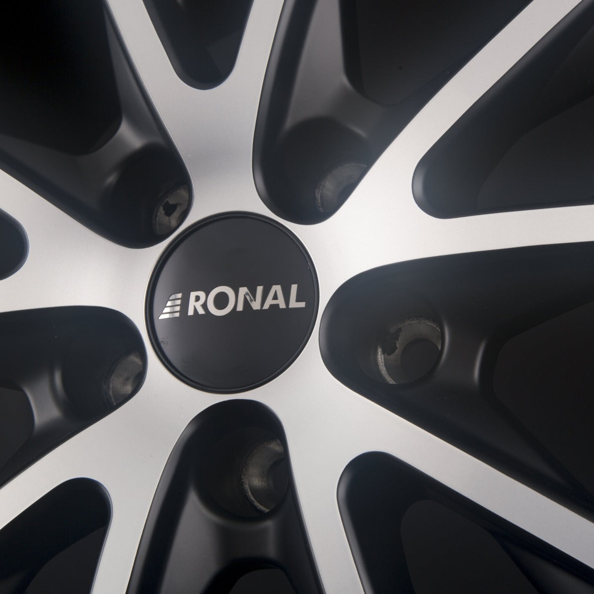 Ronal R61 Jetblack-Matt-Frontkopiert Alufelge 7.5x17 Zoll ET40 LK 5x112 ML66.5 – Bild 5