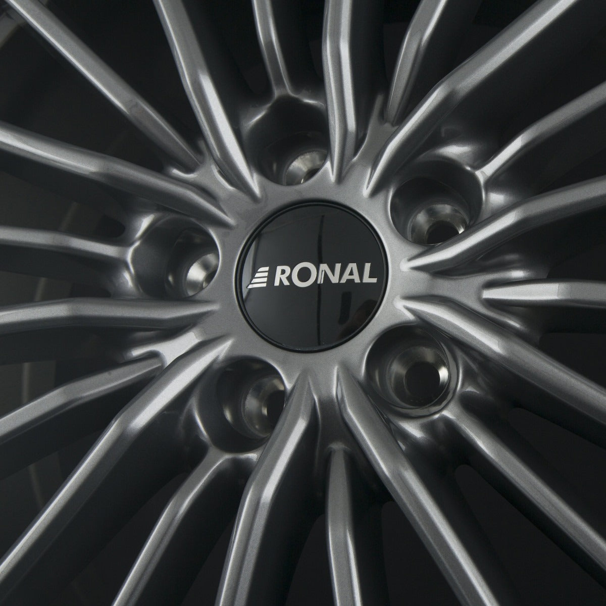 Ronal R68 Hyper Grey Alufelge 8x18 Zoll ET35 LK 5x112 ML76 – Bild 4
