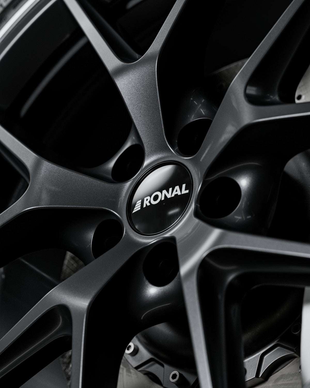 Ronal R75 jetblack-matt-hornkopiert Alufelge 8.5x20 Zoll ET40 LK 5x114.3 ML76 – Bild 6