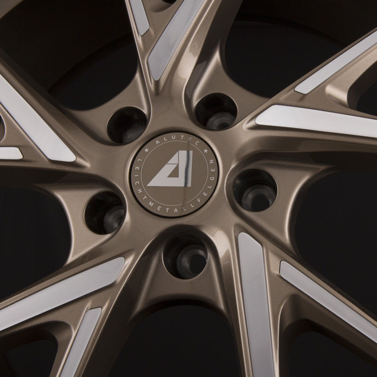 Alutec ADX.01 Metallic-Bronze Frontpoliert Alufelge 8.5x19 Zoll ET48 LK 5x108 ML70.1 – Bild 5