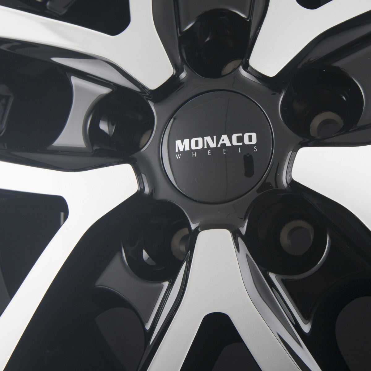itWheels Monaco CL2T Glanz Schwarz Poliert Alufelge 6.5x16 Zoll ET66 LK 5x118 ML71.1 – Bild 4