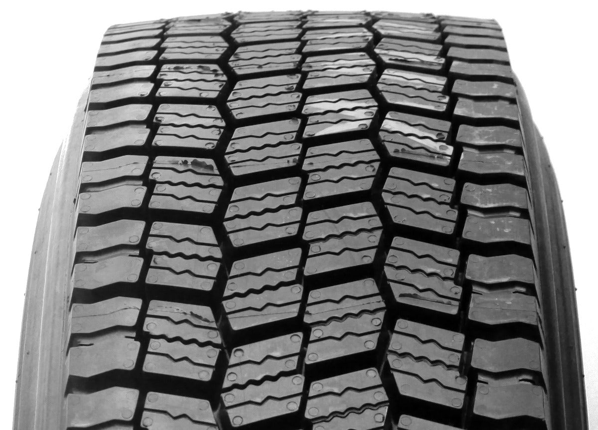 Recamic XW4S 315/80 R22.5 156/154L