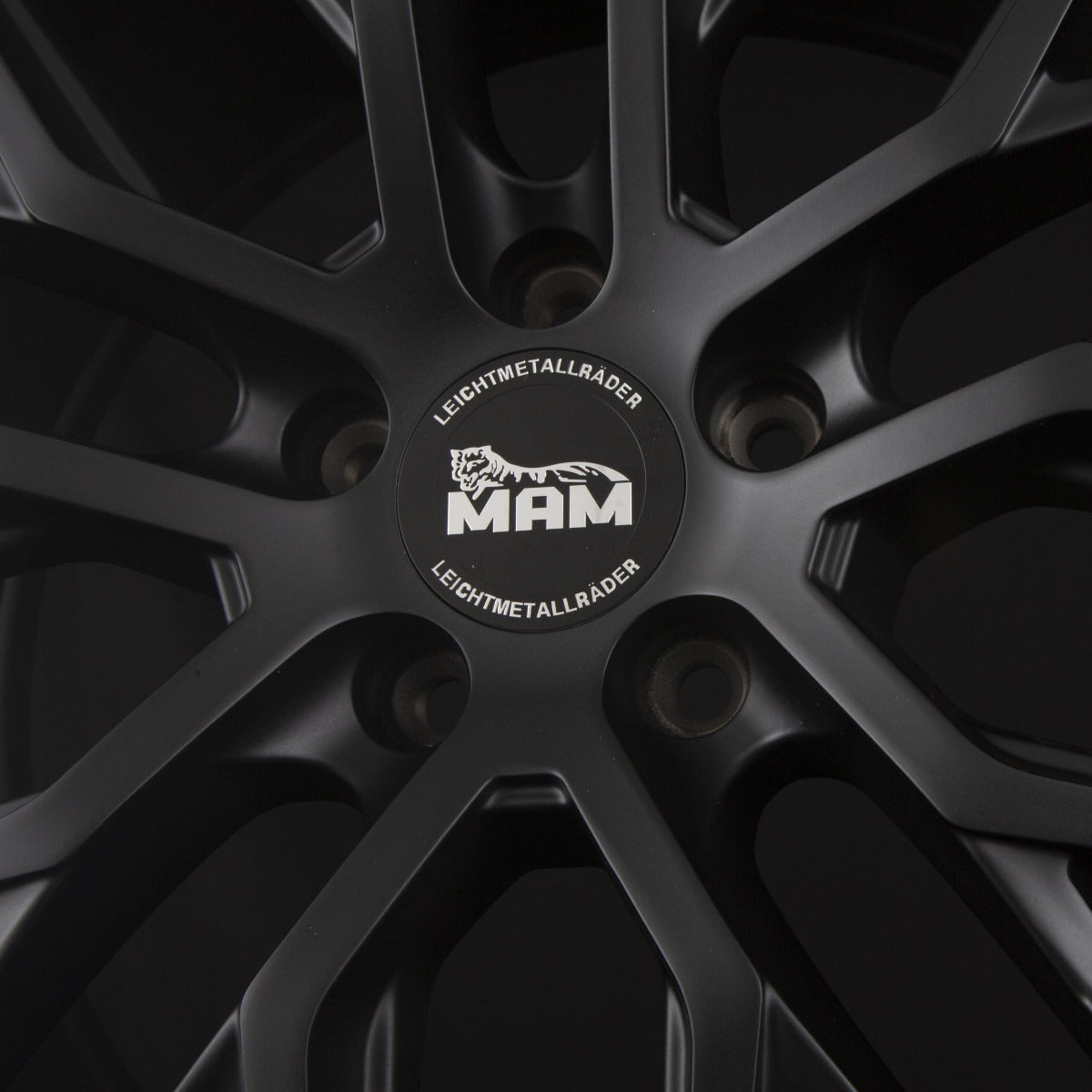 MAM RS4 Matt Black Painted (MBP) Alufelge 8.5x19 Zoll ET45 LK 5x108 ML72.6 – Bild 4