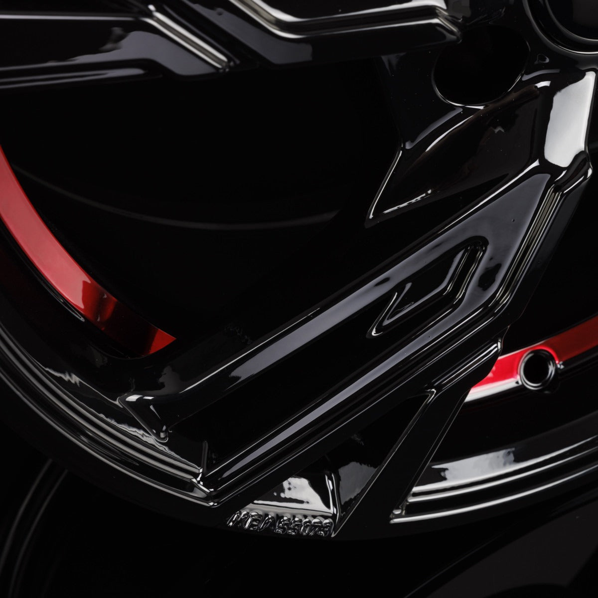 MAM RS5 black painted red inside Alufelge 8.5x19 Zoll ET45 LK 5x108 ML72.6 – Bild 6