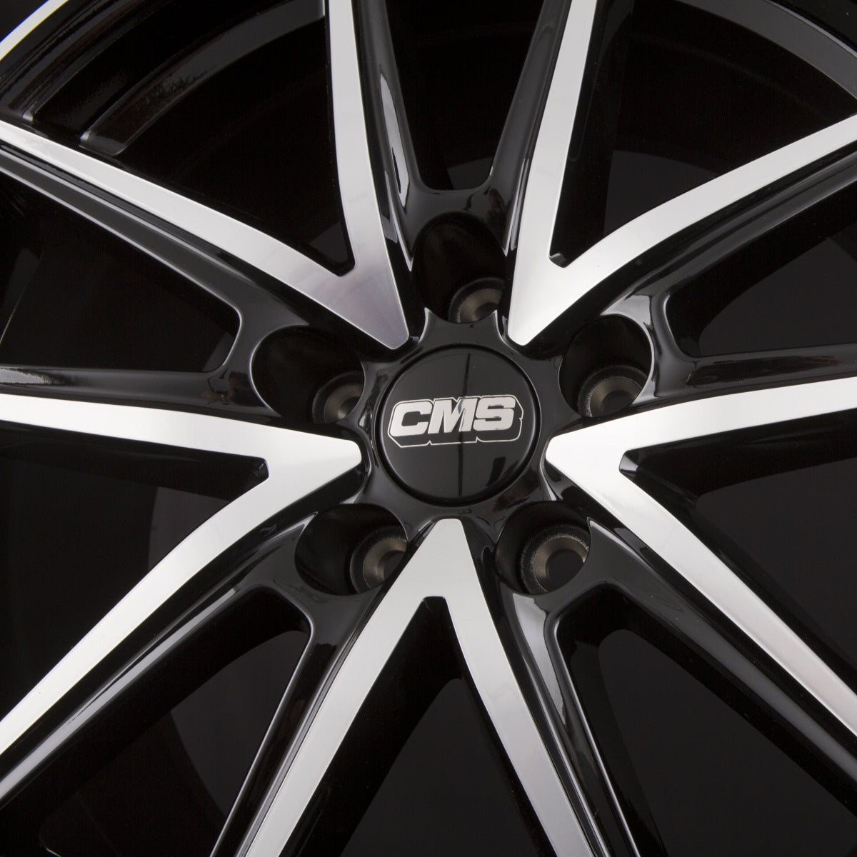 CMS C30 DB Diamant Schwarz Glanz Alufelge 8x18 Zoll ET48 LK 5x108 ML65.1 – Bild 5