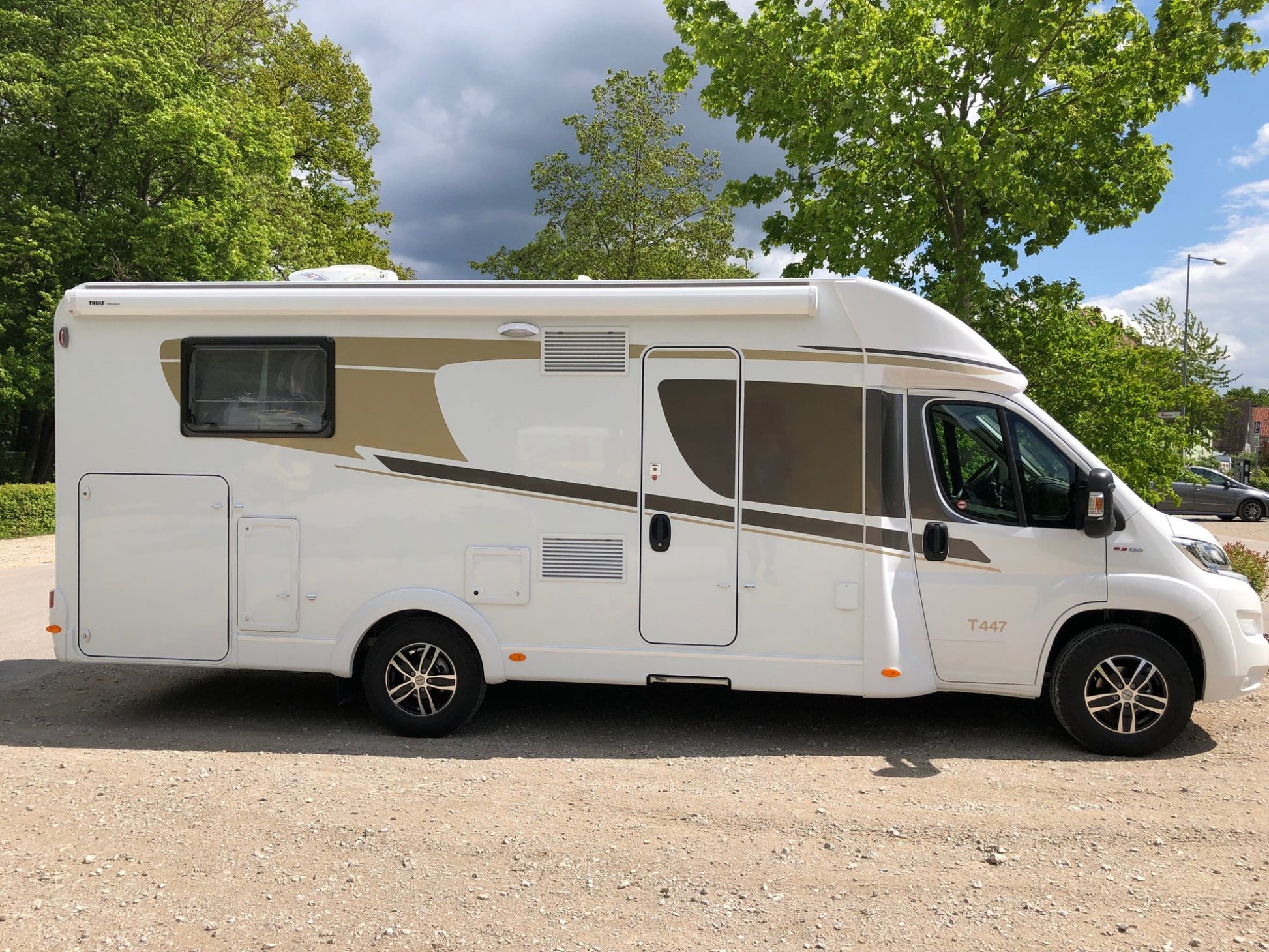 Autec Typ Q - Quantro 5-Loch schwarz poliert 7.5x18 ET35 - LK5/114.3 ML66.1