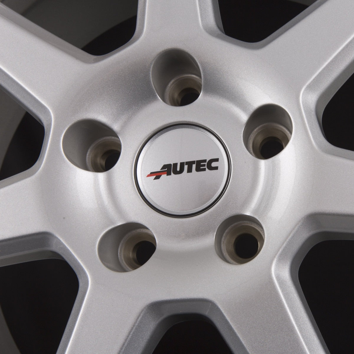 Autec Typ TL - Tallin brillantsilber lackiert Alufelge 7.5x17 Zoll ET48 LK 5x112 ML70 – Bild 5