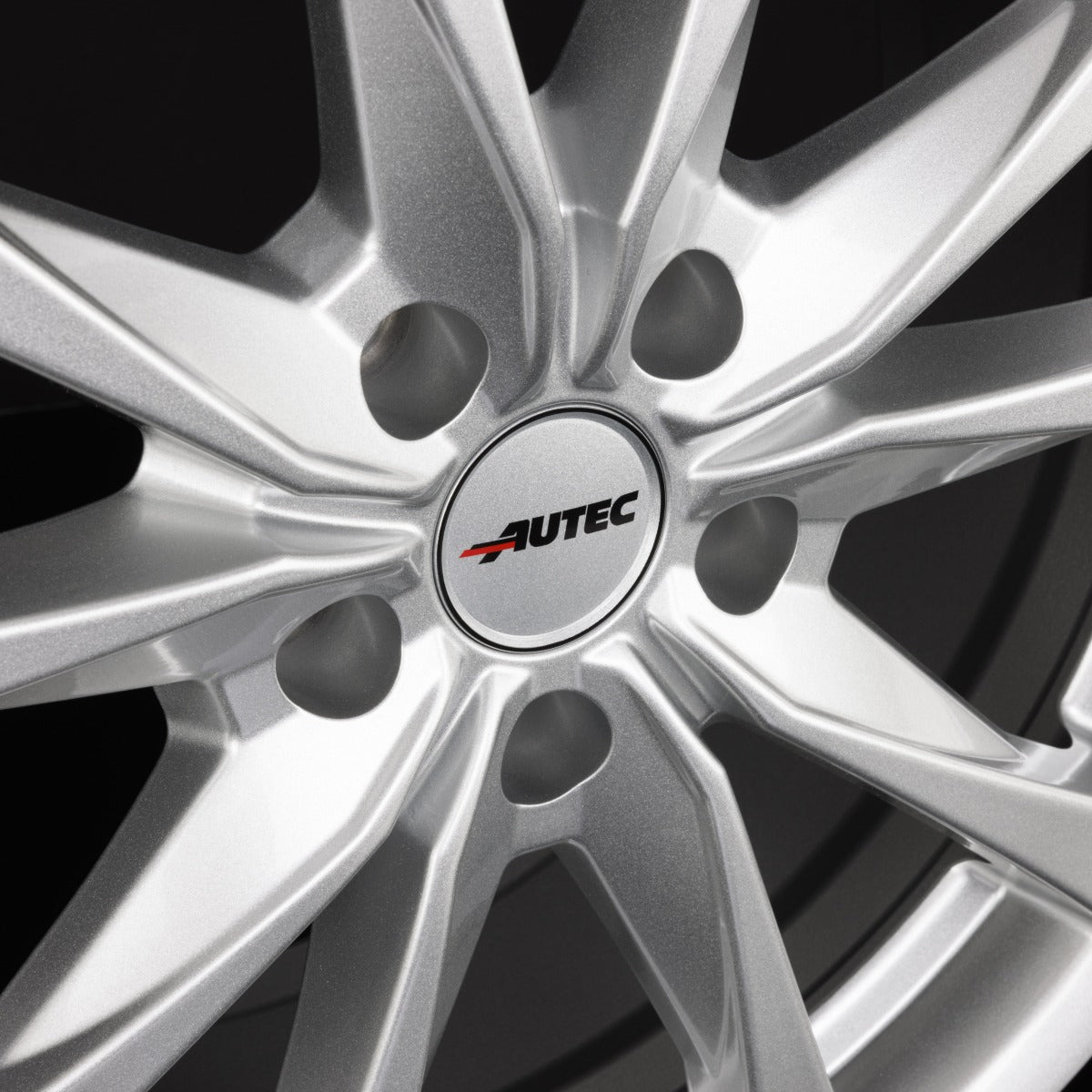Autec Typ BX - Brixen brillantsilber Alufelge 7x17 Zoll ET35 LK 5x114.3 ML66.1 – Bild 6