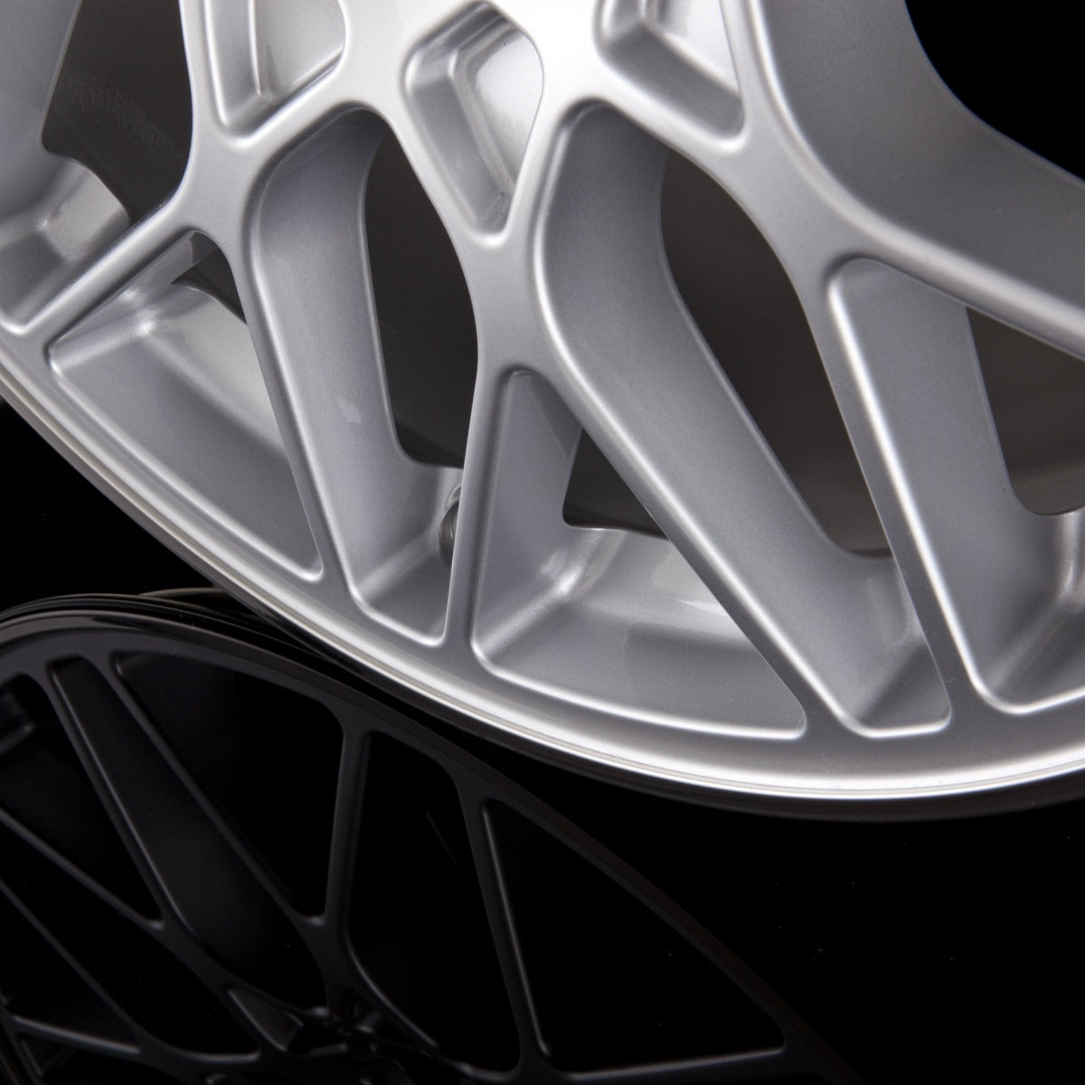 BBS RX-R Brillantsilber mit Anfahrschutz Alufelge 9.5x19 Zoll ET40 LK 5x112 ML82 – Bild 4