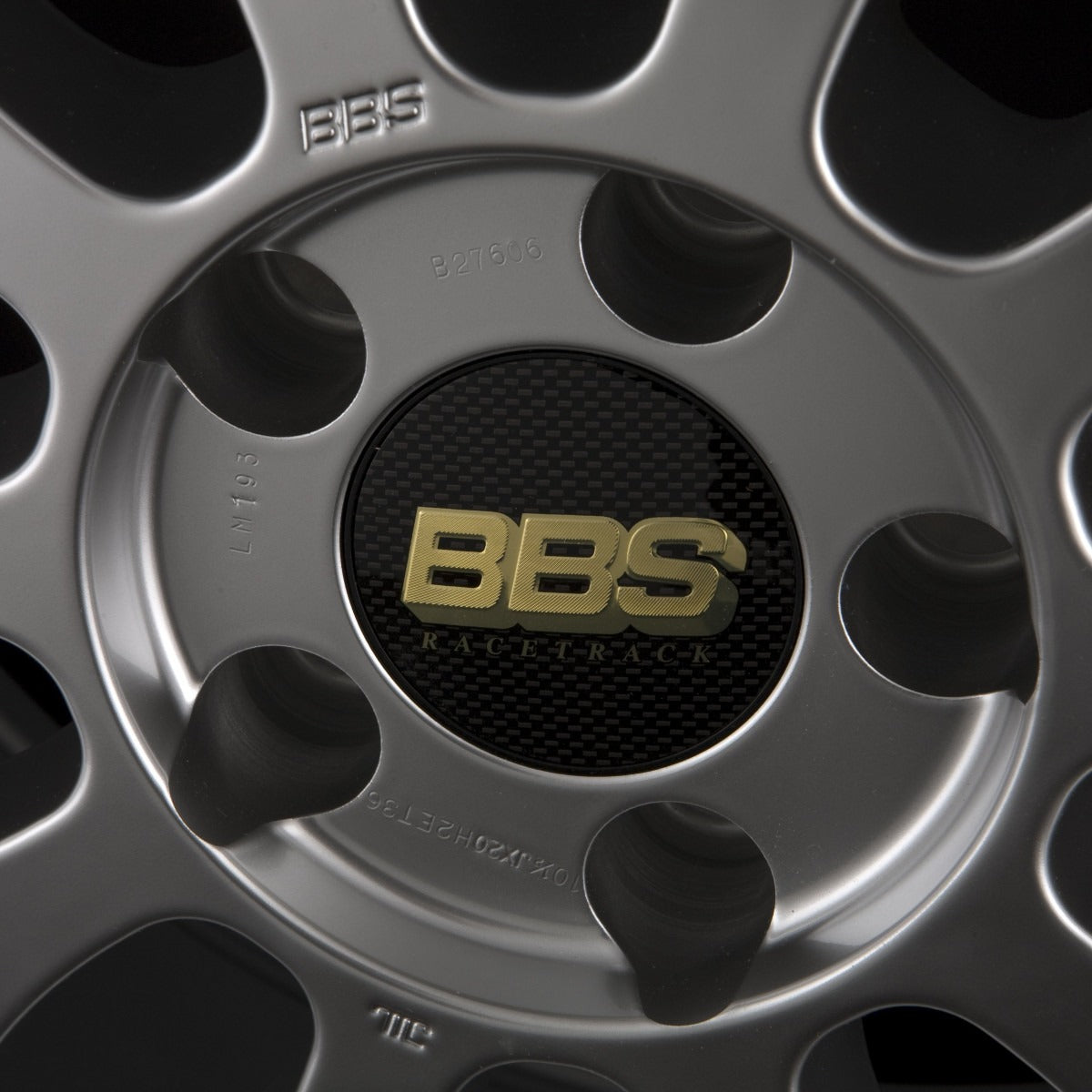 BBS LM Brillantsilber - Felgenbett Diamantgedreht 7x17 Zoll ET48 LK 4x100 ML70 – Bild 3