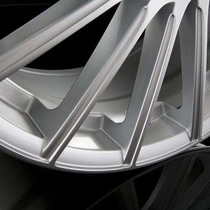 Motec Tornado (MCT9) High Gloss Silver Alufelge 8.5x19 Zoll ET45 LK 5x112 ML66.6 – Bild 3