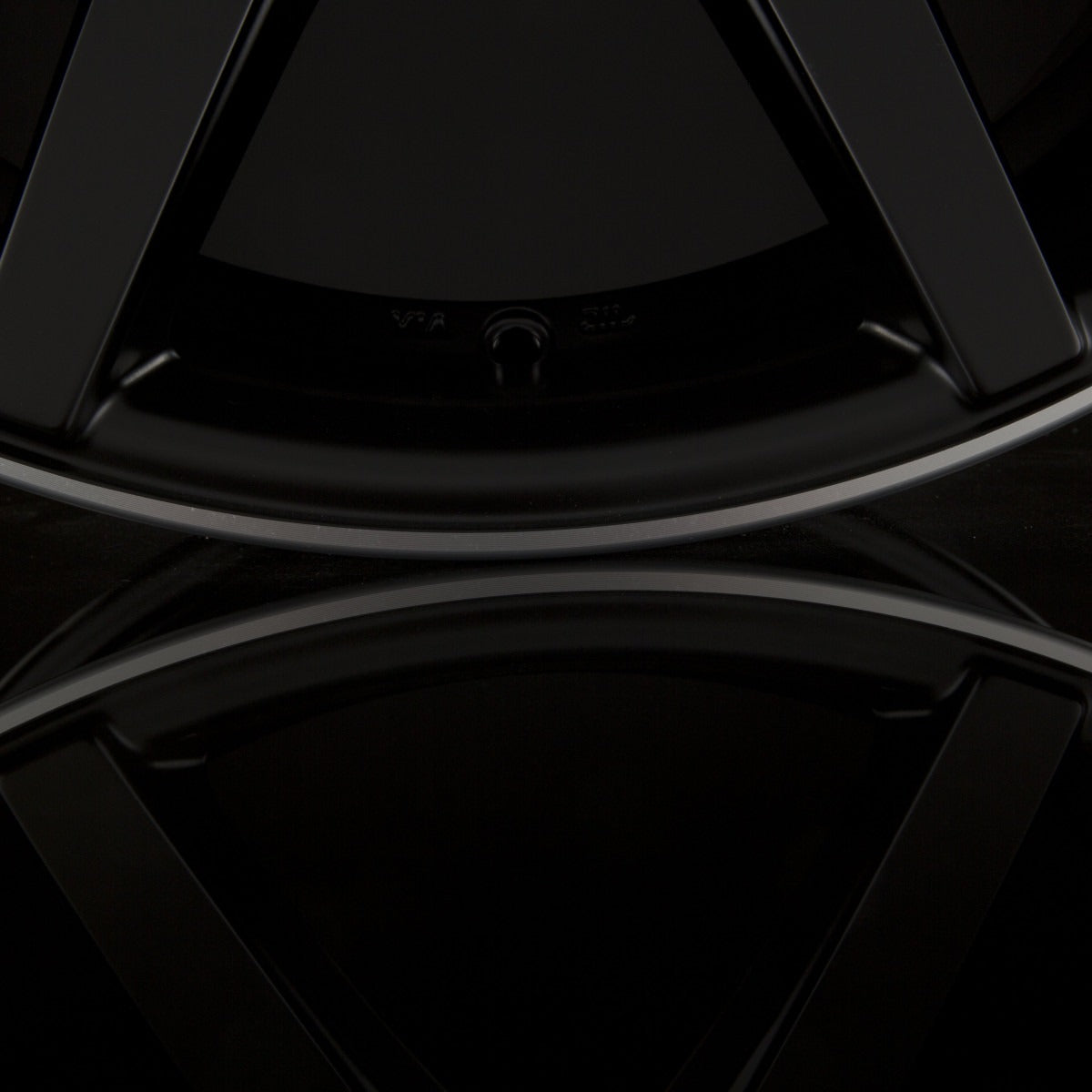 ArtForm AF-302 Flat Black Rim Polished Alufelge 10.5x20 Zoll ET35 LK 5x120 ML72.6 – Bild 3