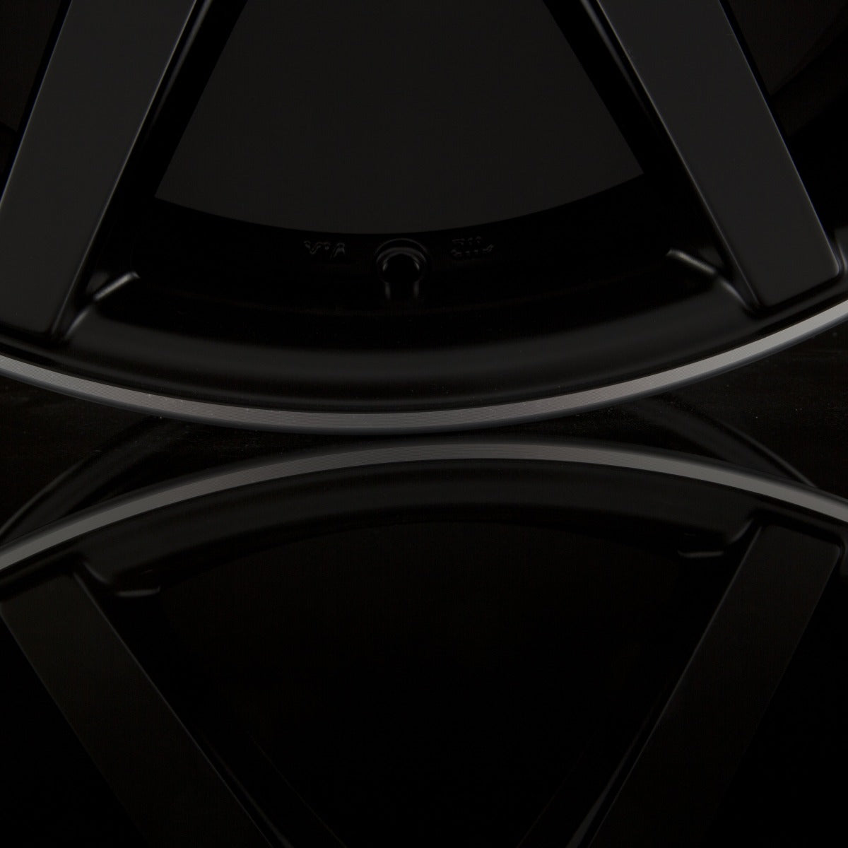 ArtForm AF-302 Flat Black Rim Polished Alufelge 10.5x20 Zoll ET35 LK 5x112 ML66.6 – Bild 3