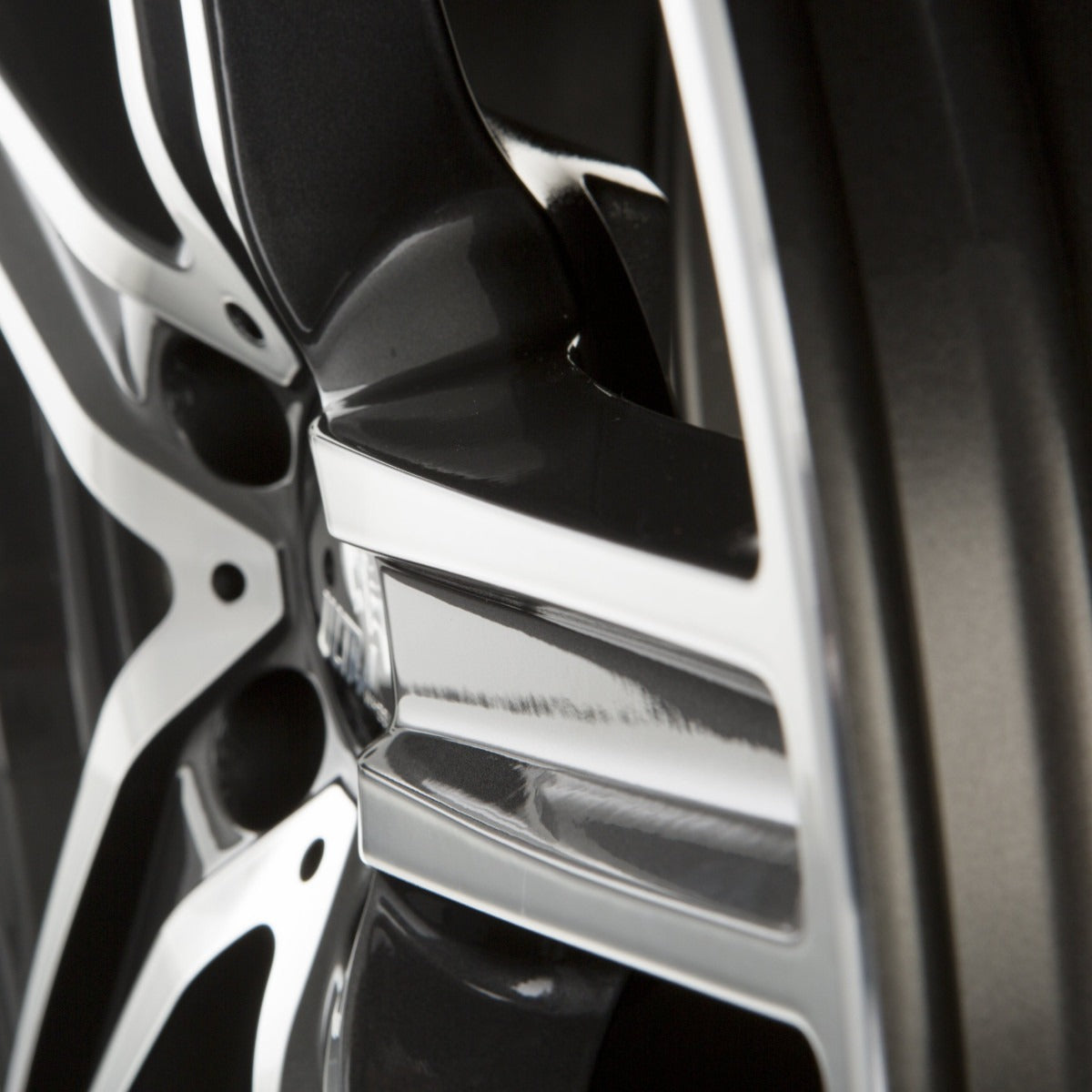 Ultra Wheels UA7 Dark Gunmetal Polished Alufelge 8x18 Zoll ET35 LK 5x112 ML66.6 – Bild 5