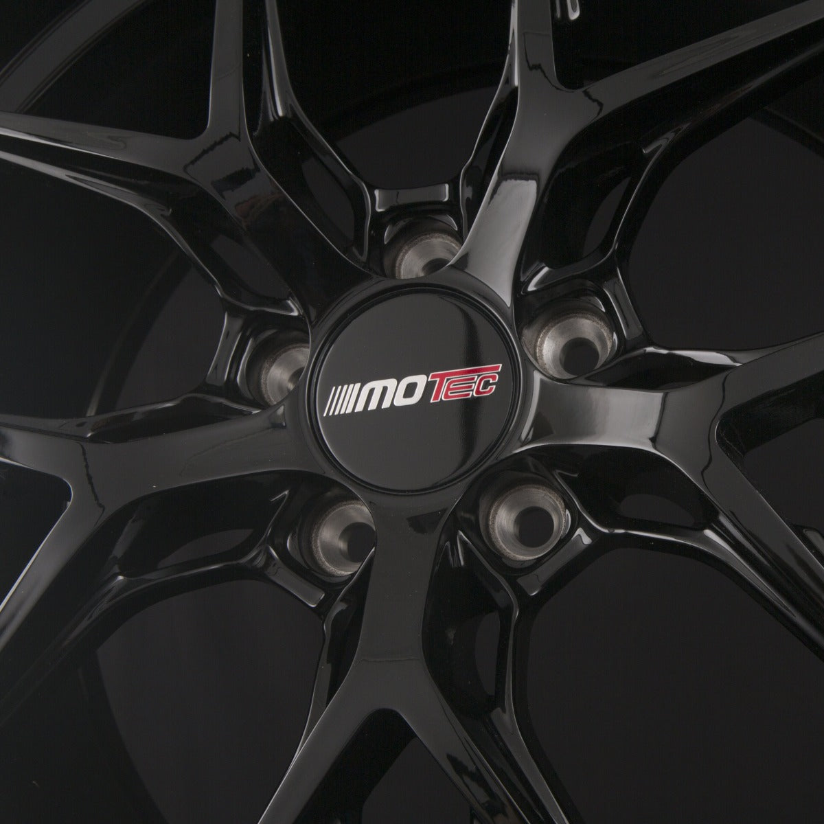 Motec Ultimate (MCR4) Black Painted - Schwarz Glänzend Alufelge 8.5x19 Zoll ET30 LK 5x112 ML66.6 – Bild 3