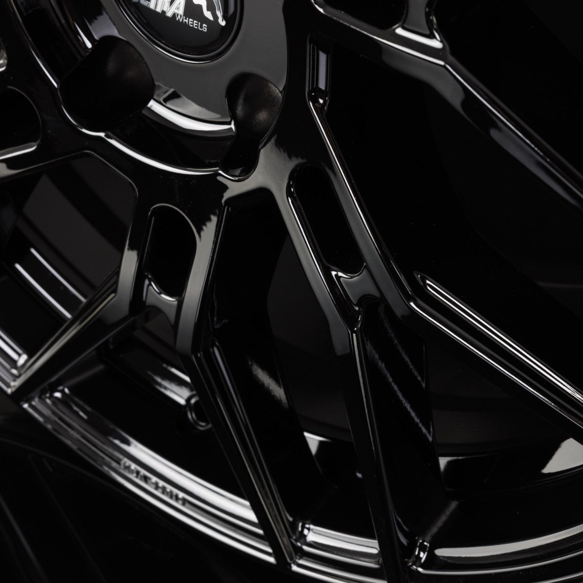 Ultra Wheels UA20 Cobra Black Painted Alufelge 8.5x19 Zoll ET35 LK 5x112 ML66.6 – Bild 5