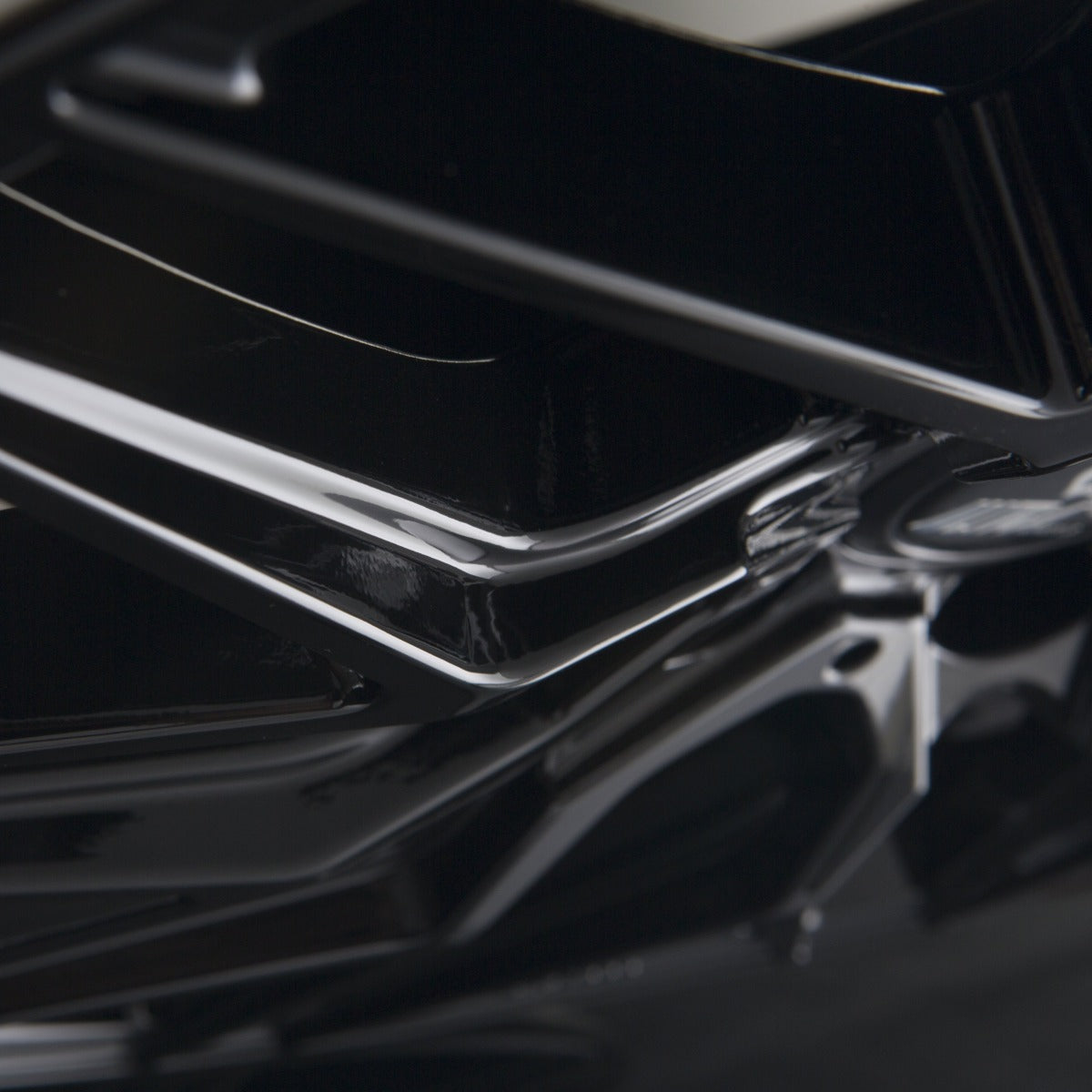 Ultra Wheels UA1E Black Painted Alufelge 8x19 Zoll ET47 LK 5x112 ML66.6 – Bild 3