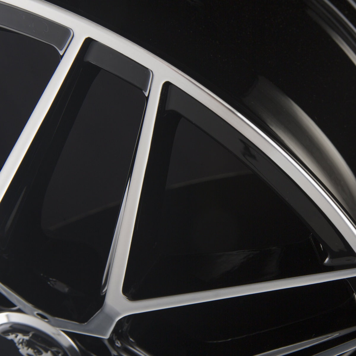Ultra Wheels UA1E Black Polished Alufelge 8x19 Zoll ET47 LK 5x112 ML66.6 – Bild 5