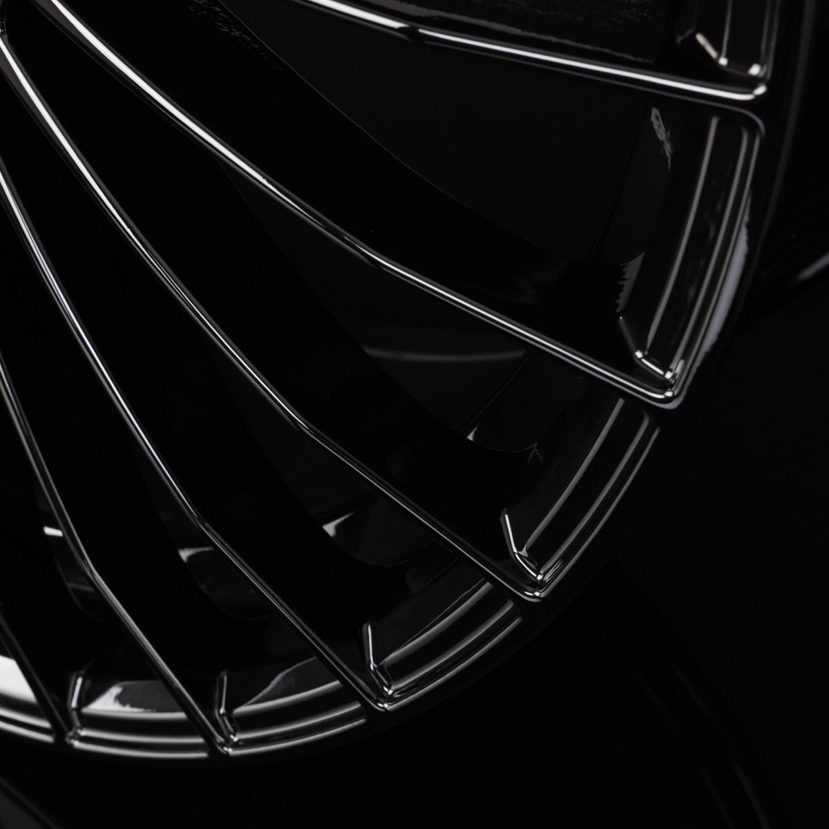 Motec Venom (MCT18) Schwarz Glänzend Alufelge 8.5x19 Zoll ET30 LK 5x112 ML72.6 – Bild 4