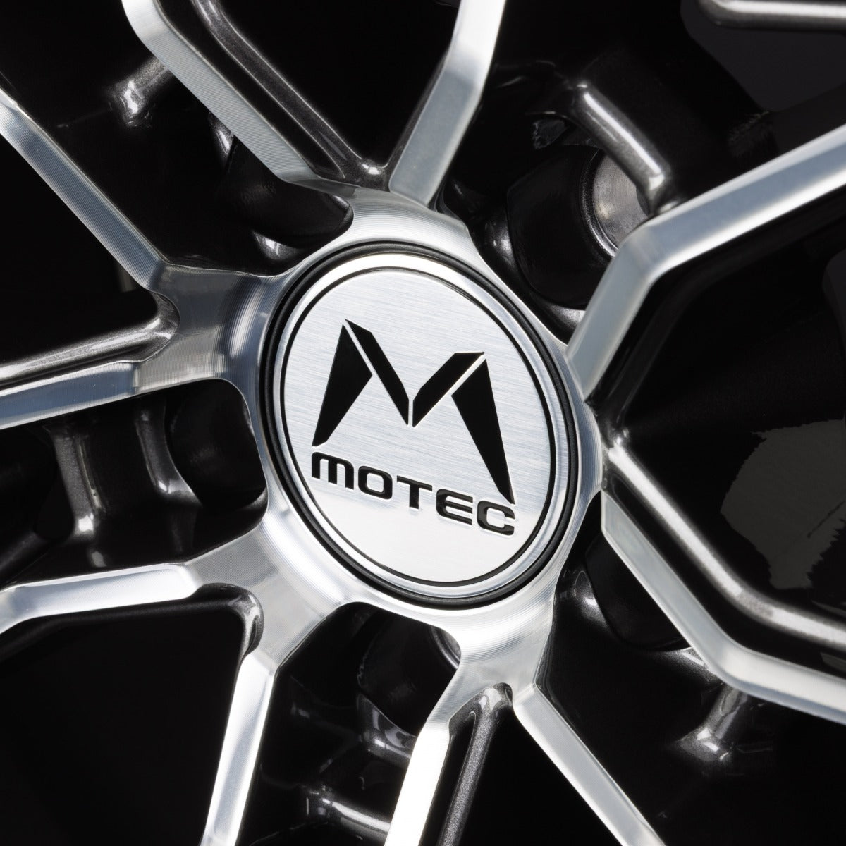 Motec Blaze (MCR7) Gunmetal Poliert Alufelge 8.5x19 Zoll ET43 LK 5x112 ML66.6 – Bild 3