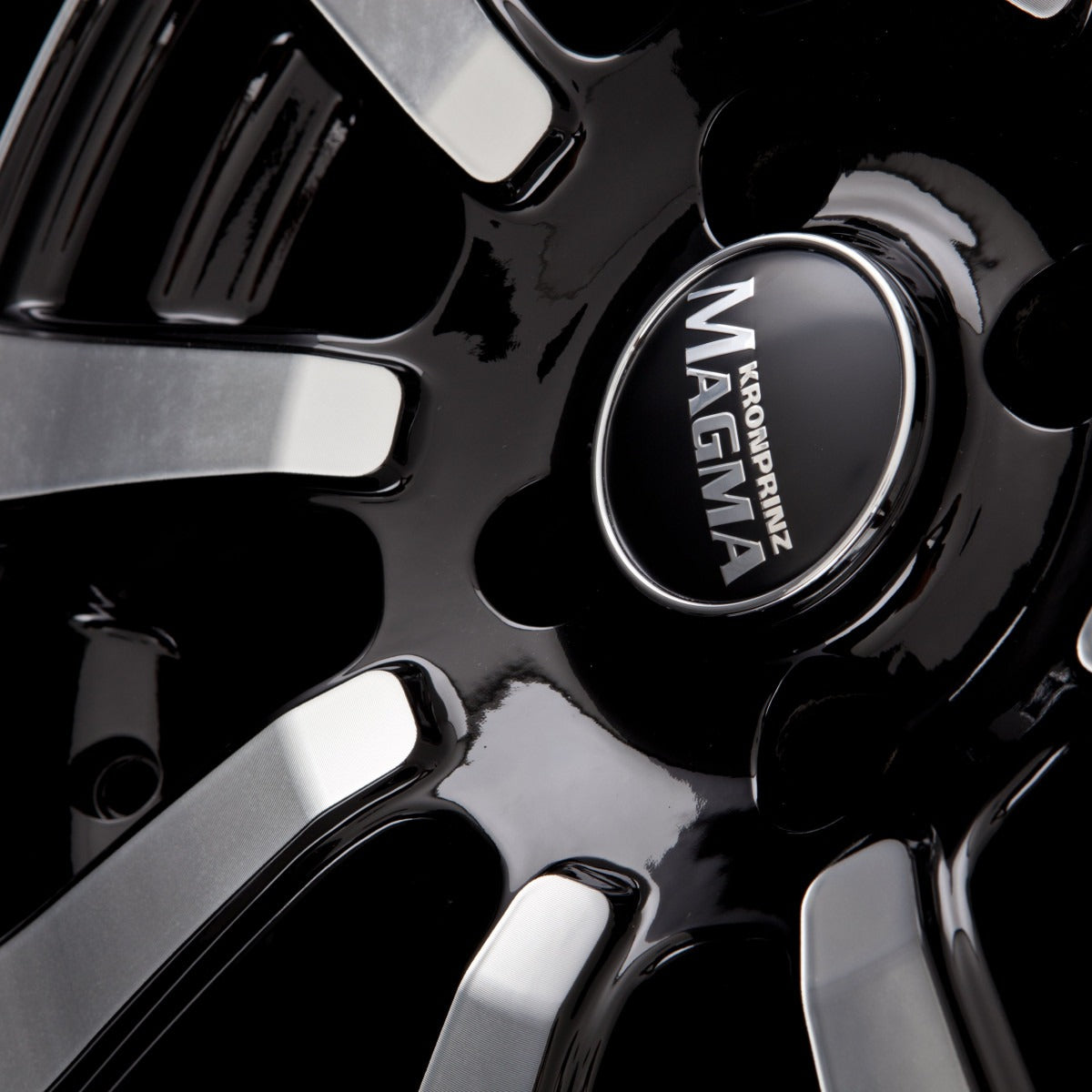 Magma Interio lavaschwarz-poliert Alufelge 7x16 Zoll ET35 LK 5x110 ML65.1 – Bild 3