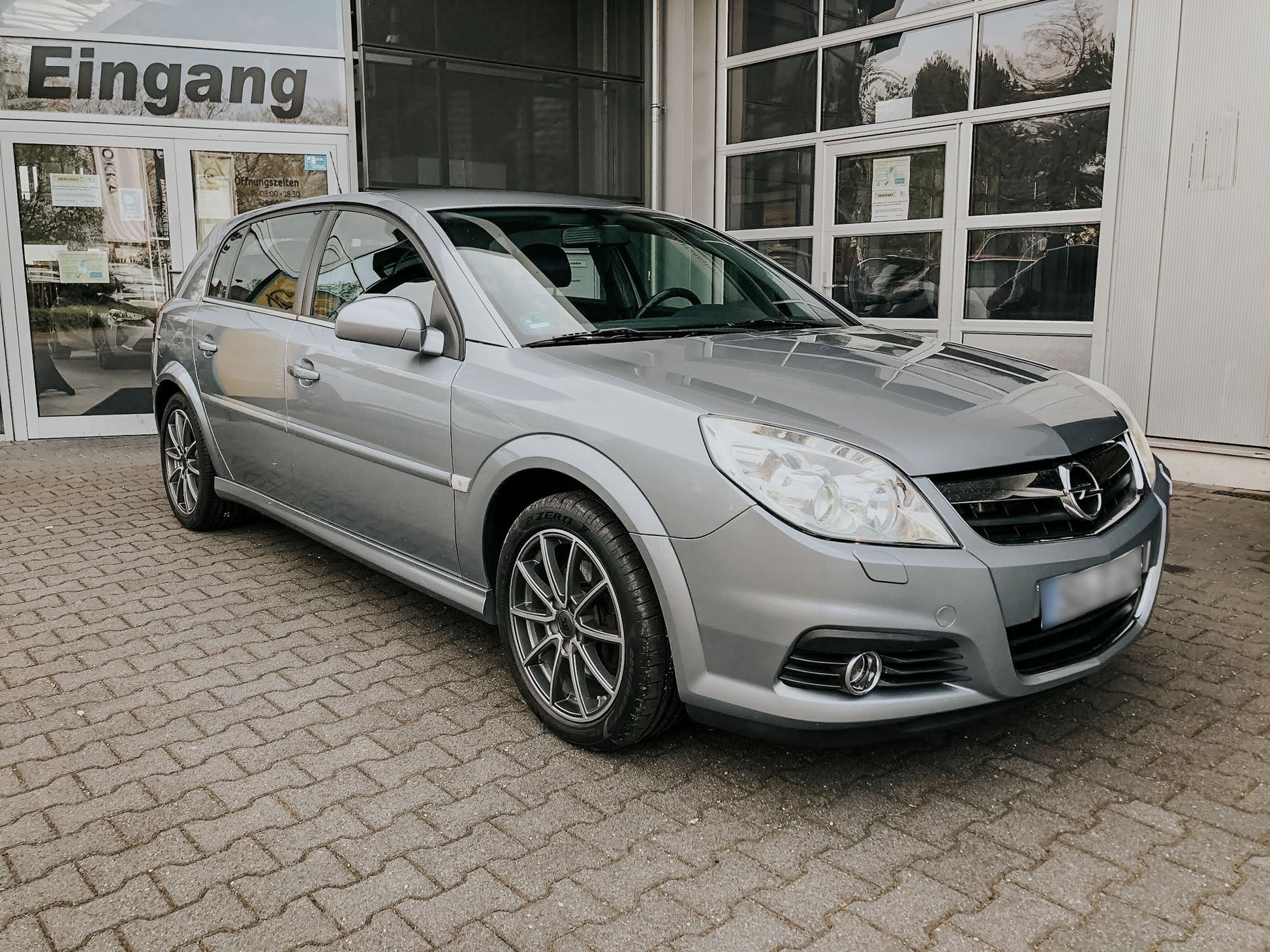 RC-Design RC32 himalaya-grey front-poliert Alufelge 7.5x18 Zoll ET23 LK 5x112 ML66.6 – Bild 4