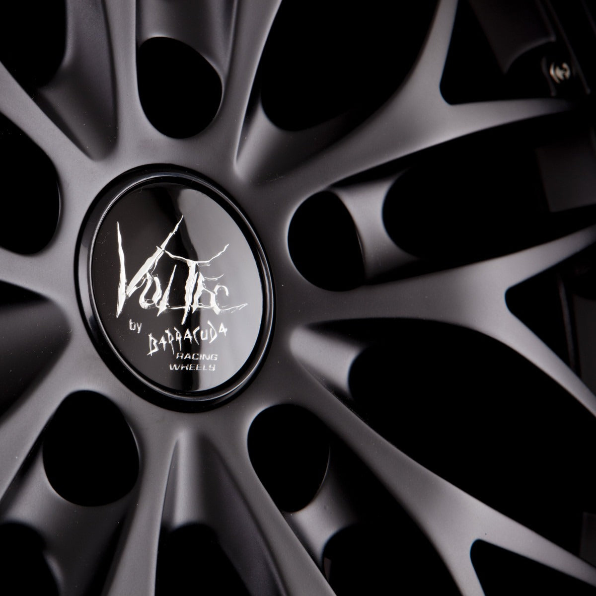 Barracuda Voltec T6 Matt Black Pure Sports Alufelge 8x17 Zoll ET30 LK 5x112 ML73.1 – Bild 3