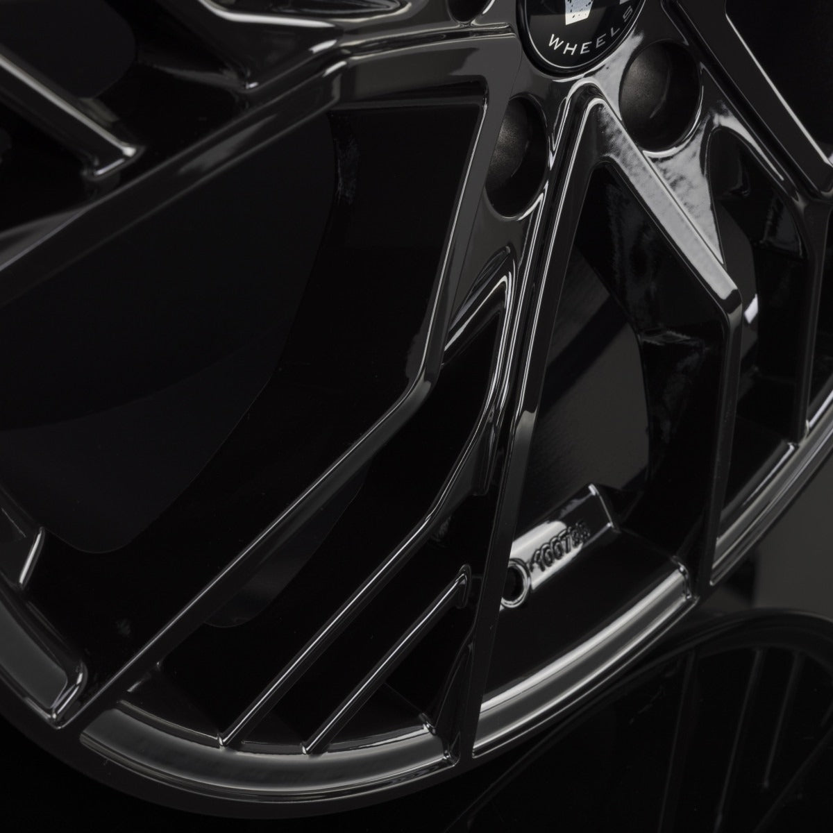 V1 Wheels V7 Glossy Black Alufelge 8.5x19 Zoll ET29 LK 5x112 ML66.6 – Bild 5