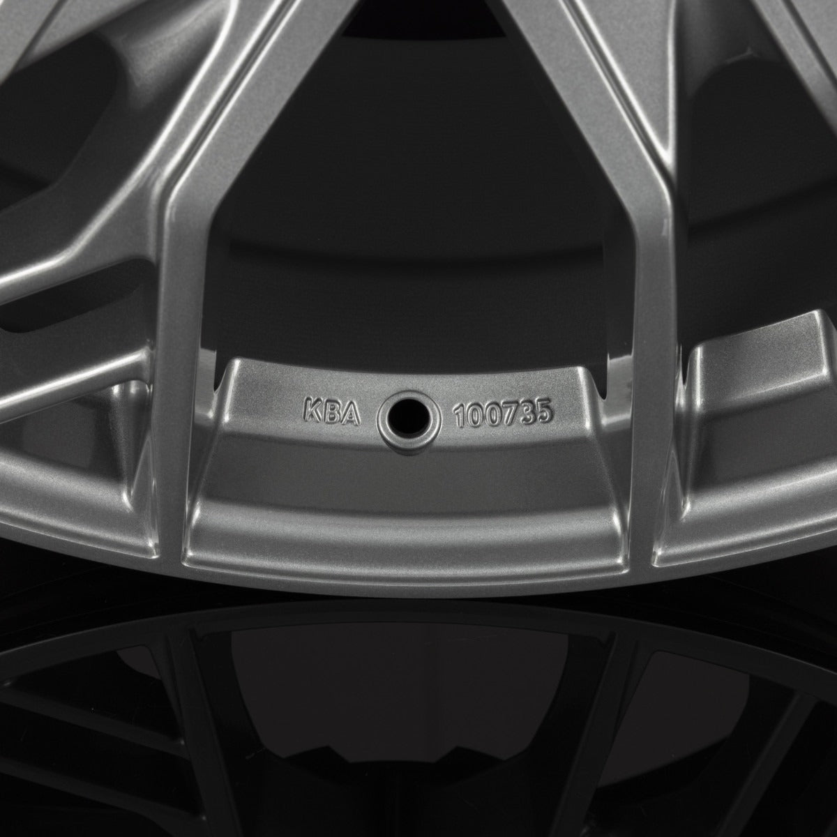 V1 Wheels V7 Glossy Gunmetal Alufelge 8.5x19 Zoll ET29 LK 5x112 ML66.6 – Bild 4