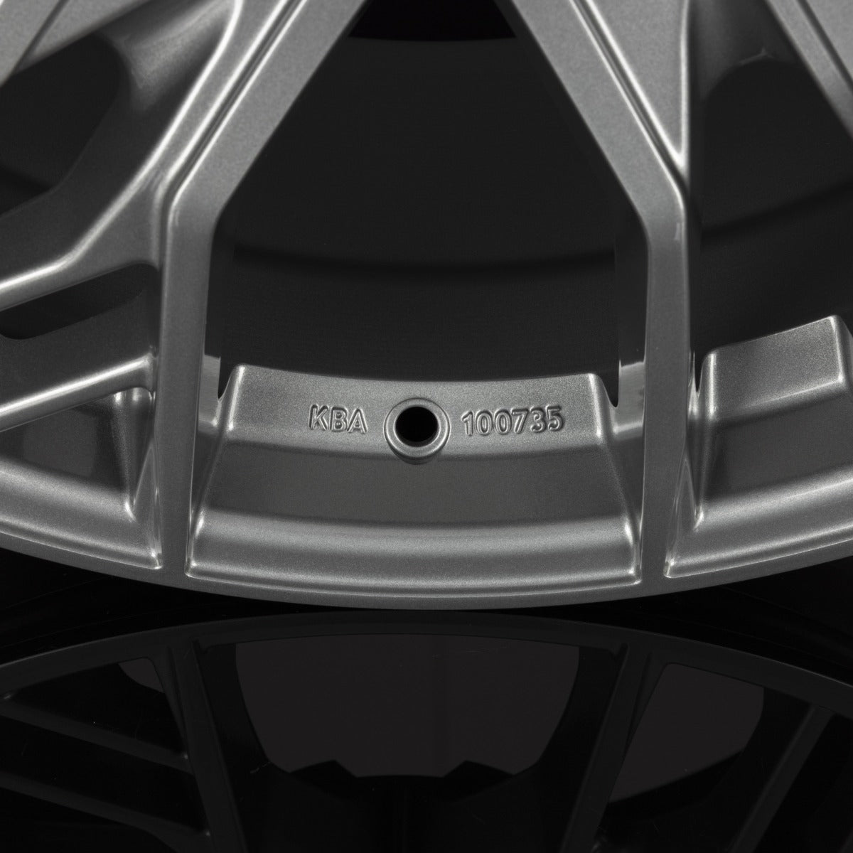 V1 Wheels V7 Glossy Gunmetal Alufelge 8.5x19 Zoll ET44 LK 5x112 ML66.6 – Bild 4