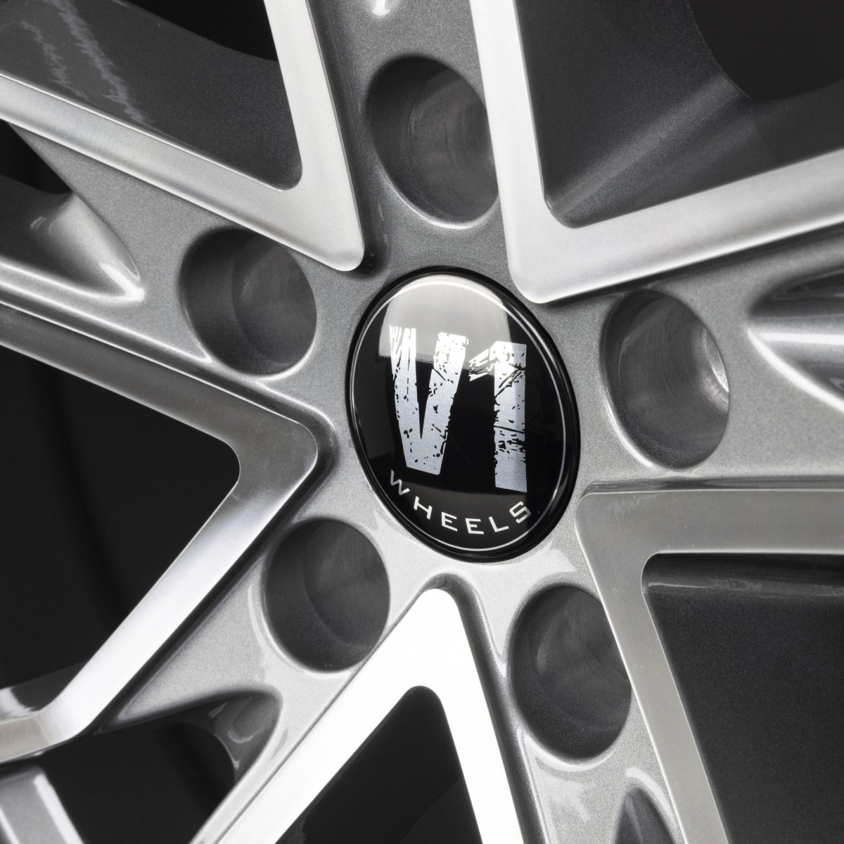 V1 Wheels V7 Glossy Gunmetal Machined Alufelge 8.5x19 Zoll ET44 LK 5x112 ML66.6 – Bild 3
