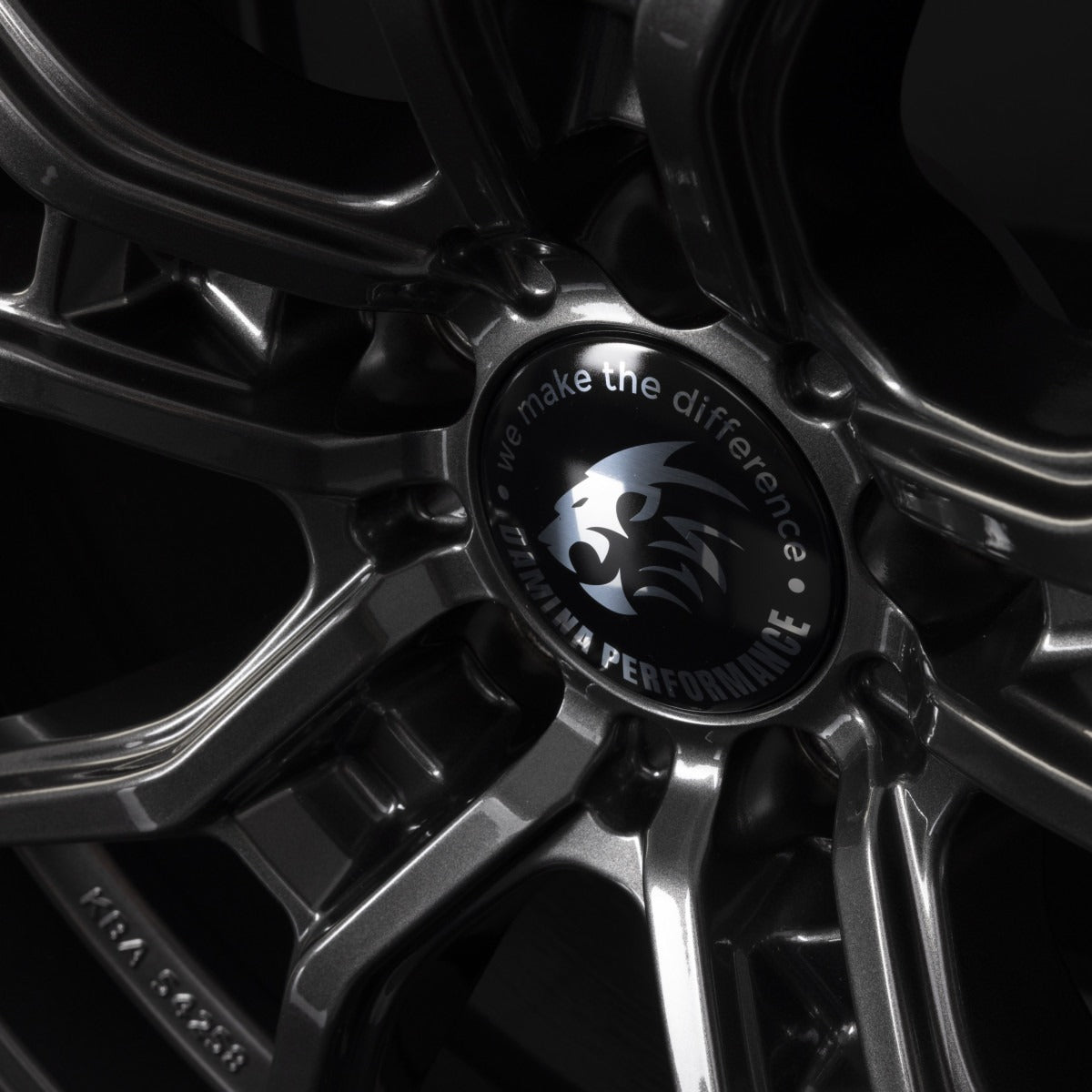 Damina Performance DM13 Superlight Anthrazit Alufelge 8.5x19 Zoll ET35 LK 5x120 ML72.6