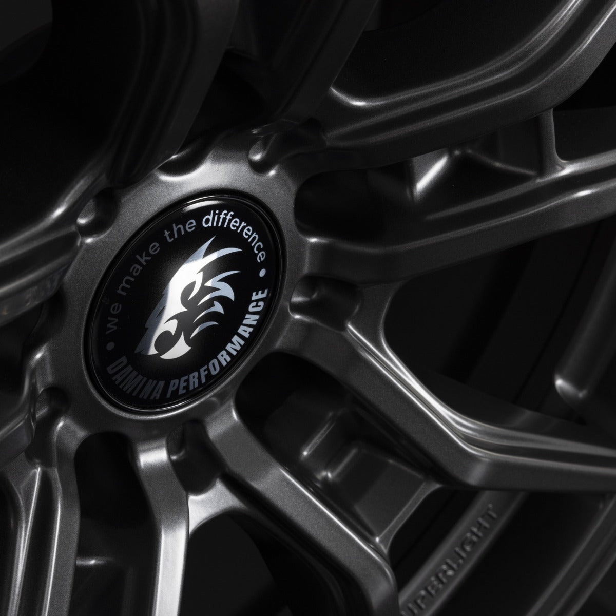 Damina Performance DM13 Superlight Grey Matt Alufelge 8.5x19 Zoll ET45 LK 5x112 ML66.6