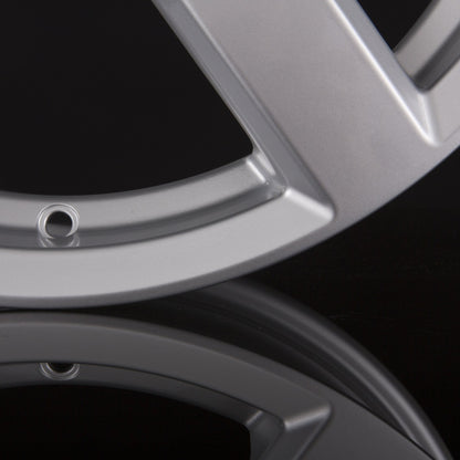 Etabeta Eros Silver Alufelge 7.5x18 Zoll ET35 LK 5x114.3 ML60.1 – Bild 4